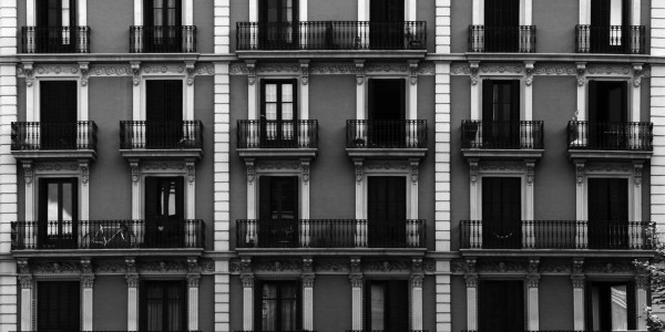 Derecho Inmobiliario / Abogados Inmobiliarios en Sabadell · Reclamación Impagos Comunidades Vecinos / Propietarios
